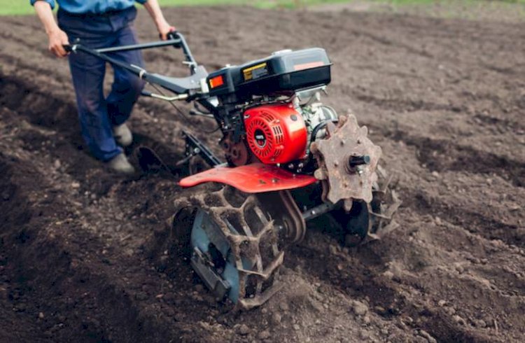 چرا کشاورزان حرفه‌ای تیلر فارمکس بنزینی را انتخاب می‌کنند؟ | بررسی مدل‌های غیاثی‌شاپ